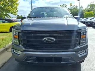 Ford F-150 2023 4x4 XLT 4dr SuperCrew 5.5 ft. SB en Español