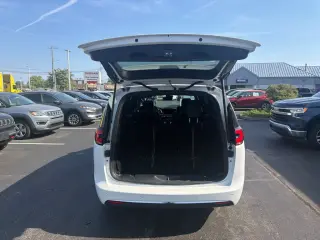 Chrysler Pacifica 2025 Select 4dr Mini-Van
