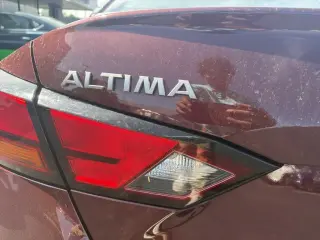 Nissan Altima 2025 2.5 SV Sedán de 4 puertas