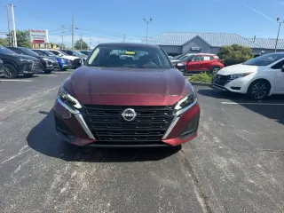 Nissan Altima 2025 2.5 SV Sedán de 4 puertas