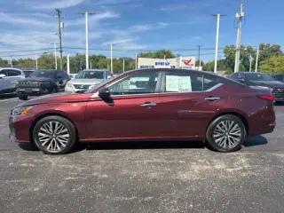 Nissan Altima 2025 2.5 SV Sedán de 4 puertas
