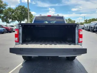 Ford F-150 2023 4x2 XL 4dr SuperCrew 5.5 ft. SB