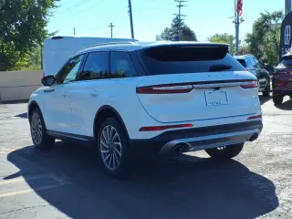 Lincoln Corsair 2023 AWD Reserve 4dr SUV