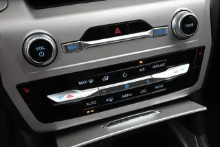 Ford Explorer 2023 XLT 4dr SUV