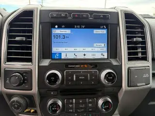 Ford F-150 2018 4x4 Lariat 4dr SuperCab 8 ft. LB