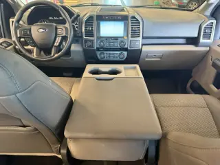 Ford F-150 2015 4x4 Lariat 4dr SuperCrew 5.5 ft. SB