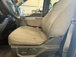 Ford F-150 2015 4x4 Lariat 4dr SuperCrew 5.5 ft. SB