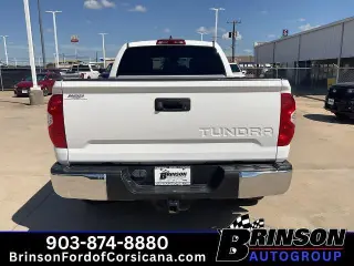 Toyota Tundra 2020 4x2 SR5 4dr Double Cab Pickup SB