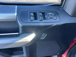 Ford F-150 2017 4x4 XLT 4p SuperCrew 6.9 pie SB