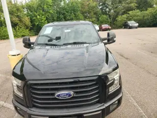 Ford F-150 2015 4x4 XLT 4dr SuperCrew 5.5 ft. SB