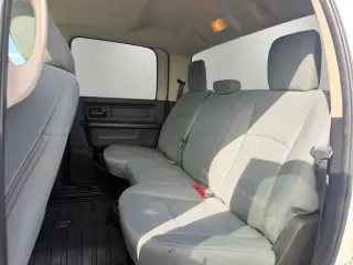 Ram 3500 2018 4x4 Tradesman 4dr Crew Cab 8 ft. LB DRW Pickup