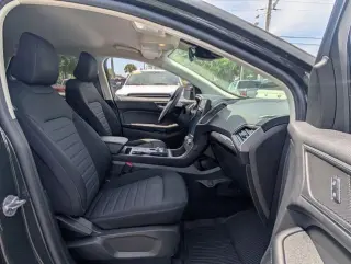 Ford Edge 2022 AWD SE 4dr Crossover
