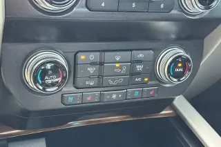 Ford F-150 2019 4x4 Lariat 4dr SuperCrew 5.5 ft. SB