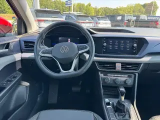 Volkswagen Taos 2022 SE SUV de 4 puertas