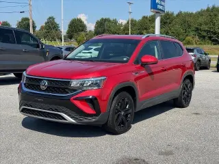 Volkswagen Taos 2022 SE SUV de 4 puertas