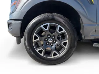 Ford F-150 2024 4x2 STX 4p SuperCrew 5.5 ft. CB