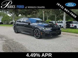 BMW Serie 5 2021 AWD M550i xDrive 4dr Sedán