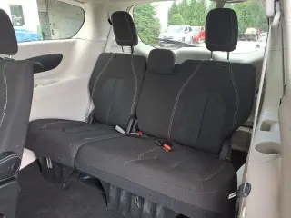 Chrysler Voyager 2023 LX 4dr Mini-Van