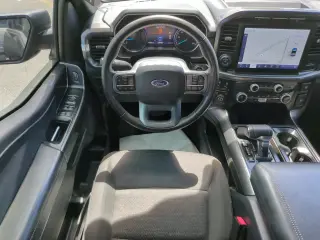 Ford F-150 2023 4x4 XLT 4dr SuperCrew 5.5 ft. SB