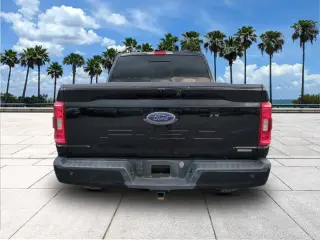 Ford F-150 2023 4x4 XLT 4p SuperCrew 6.5 ft. SB