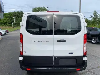 Ford Transit 2022 250 3dr SWB Techo Bajo Furgoneta de Carga