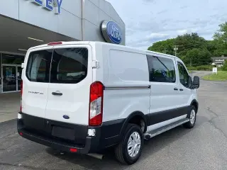 Ford Transit 2022 250 3dr SWB Techo Bajo Furgoneta de Carga