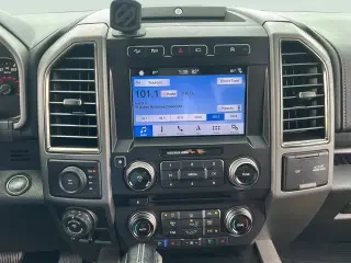 Ford F-150 2018 4x4 Raptor 4dr SuperCab 5.5 ft. SB