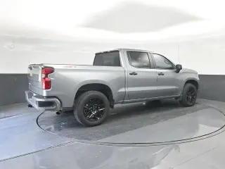 Chevrolet Silverado 1500 2026 4x4 Custom 4dr Crew Cab 5.8 ft. CB