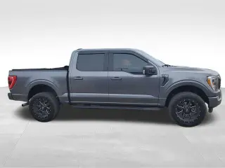 Ford F-150 2021 4x4 XLT 4p SuperCab 5.5 ft. CB