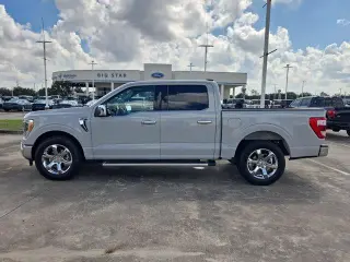 Ford F-150 2023 4x2 XL 4dr SuperCrew 5.5 ft. SB
