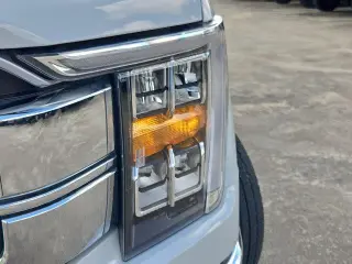 Ford F-150 2023 4x2 XL 4dr SuperCrew 5.5 ft. SB