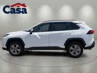 Toyota RAV4 2025 XLE 4p SUV