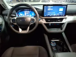 Ford Explorer 2025 AWD Activo 4p SUV