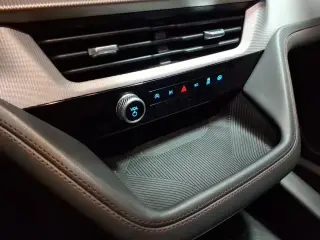 Ford Explorer 2025 AWD Activo 4p SUV