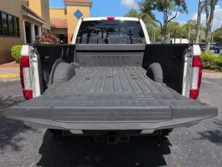 Ford F-350 Super Duty 2019 4x4 XLT 4p Crew Cab 6.8 ft. CB SRW Pickup