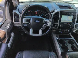 Ford F-350 Super Duty 2019 4x4 XLT 4p Crew Cab 6.8 ft. CB SRW Pickup