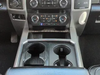 Ford F-350 Super Duty 2019 4x4 XLT 4p Crew Cab 6.8 ft. CB SRW Pickup