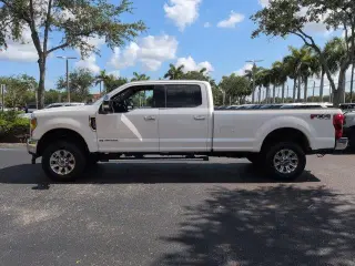 Ford F-350 Super Duty 2019 4x4 XLT 4p Crew Cab 6.8 ft. CB SRW Pickup