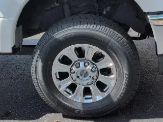 Ford F-350 Super Duty 2019 4x4 XLT 4p Crew Cab 6.8 ft. CB SRW Pickup
