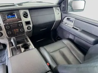 Ford Expedition 2017 4x4 XLT 4dr SUV