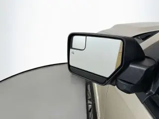 Ford Expedition 2017 4x4 XLT 4dr SUV