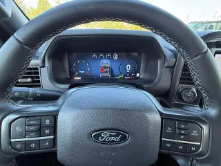 Ford F-150 2024 4x4 XLT 4dr SuperCrew 5.5 ft. SB