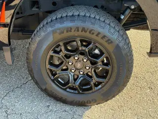 Ford F-150 2024 4x4 XLT 4dr SuperCrew 5.5 ft. SB