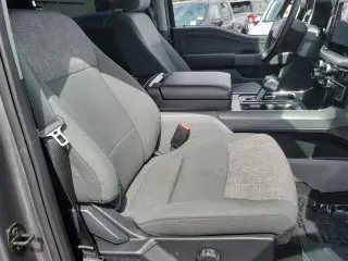 Ford F-150 Lightning 2023 AWD XLT 4dr SuperCrew 5.5 ft. SB