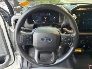 Ford F-150 2024 4x4 XL 4dr SuperCrew 6.5 ft. SB