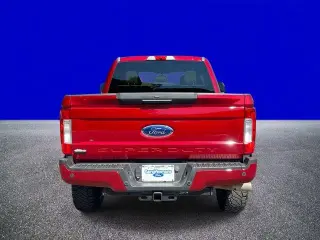 Ford F-250 Super Duty 2019 4x4 XLT 4dr Crew Cab 8 ft. LB Pickup