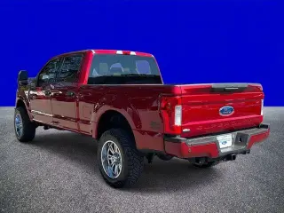 Ford F-250 Super Duty 2019 4x4 XLT 4dr Crew Cab 8 ft. LB Pickup