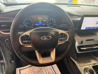 Ford Explorer 2023 AWD XLT SUV 4p.