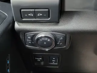 Ford F-150 2018 4x4 XLT 4p SuperCrew 6.5 ft. SB