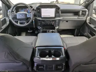 Ford F-150 2024 4x2 STX 4dr SuperCrew 5.5 ft. SB